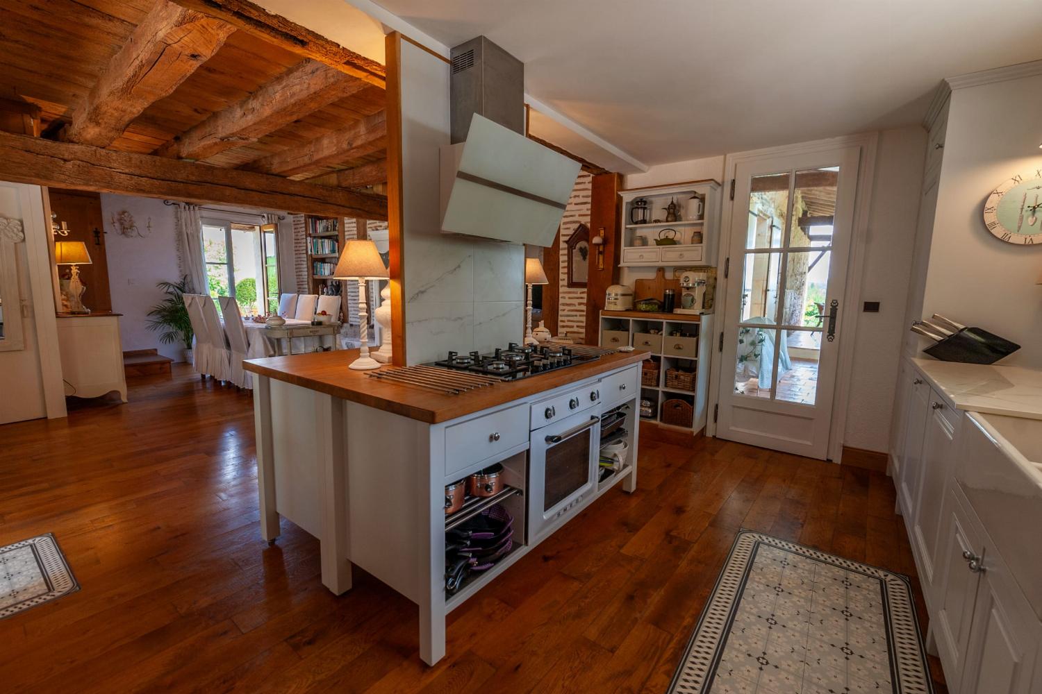 Kitchen | Rental home in Lot-et-Garonne