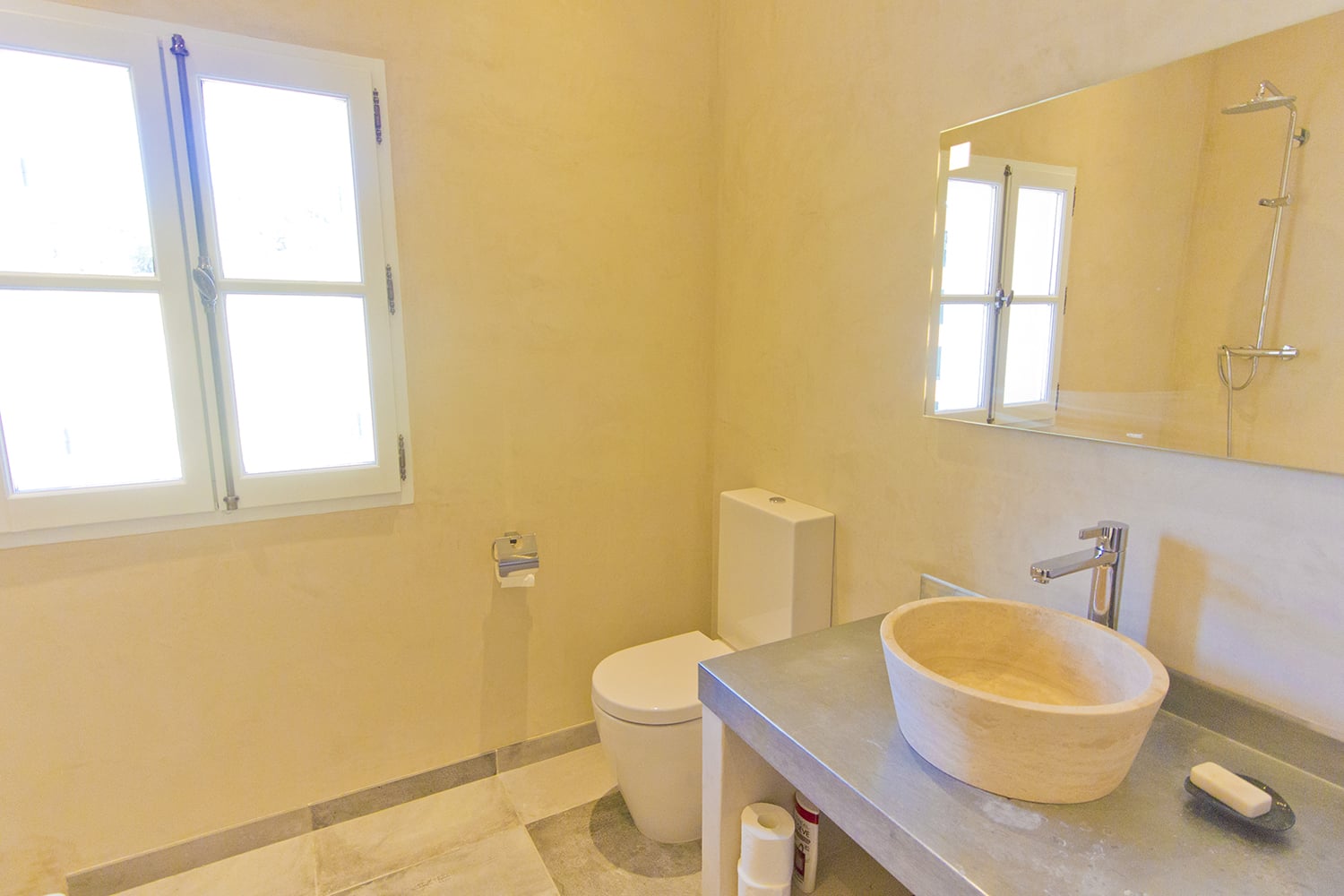 Bathroom | Holiday home in Provence