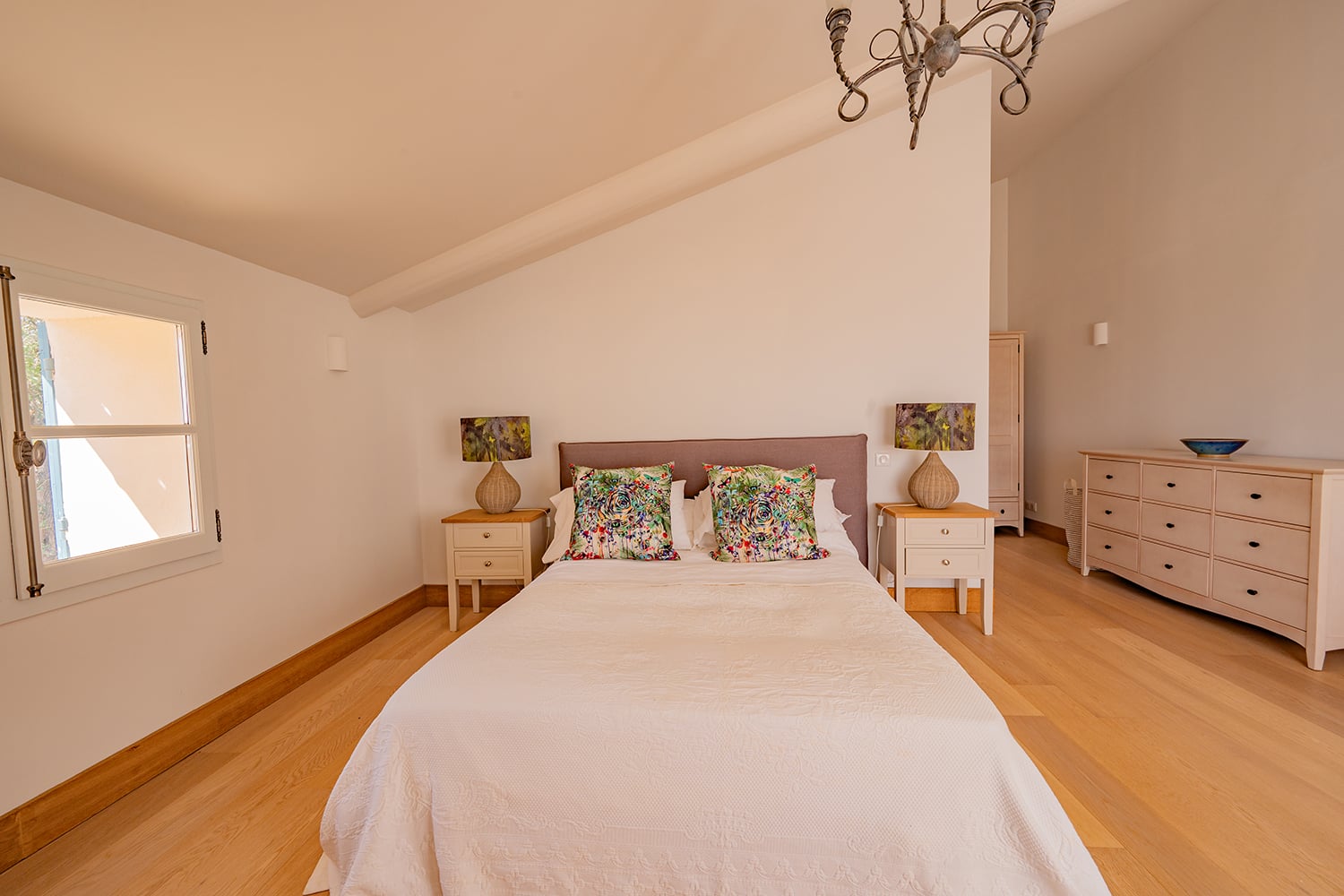 Bedroom | Holiday home in Provence-Alpes-Côte d'Azur