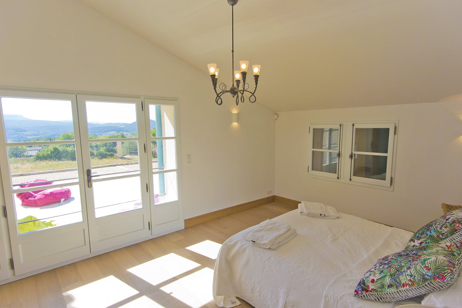 Bedroom | Holiday home in Provence