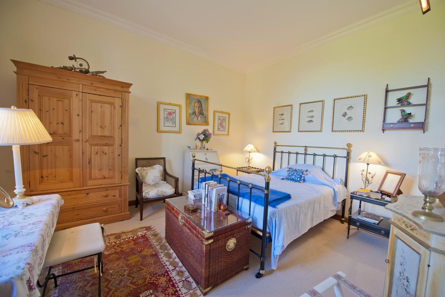 Bedroom | Holiday château in Ariège