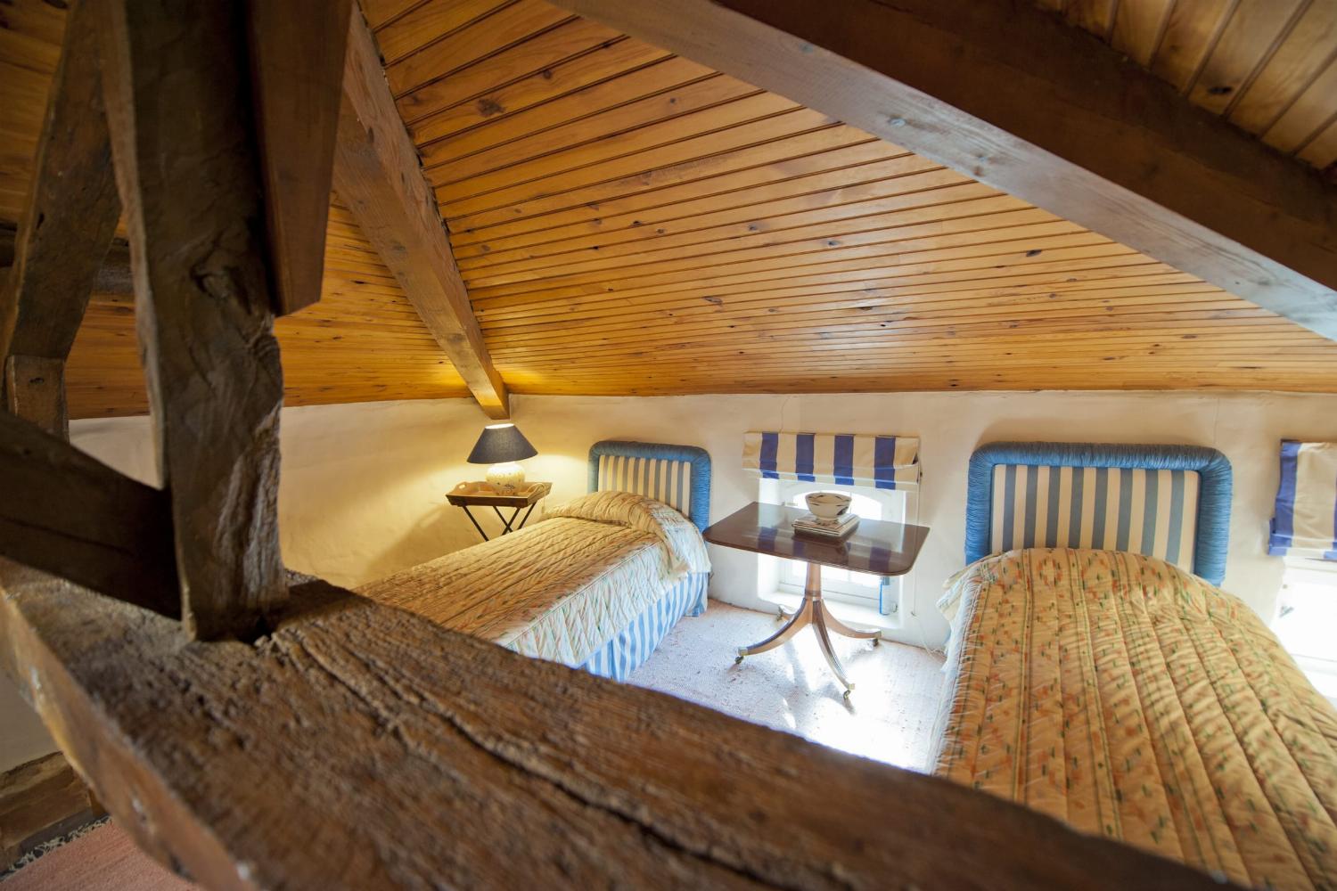 Bedroom | Holiday château in Ariège