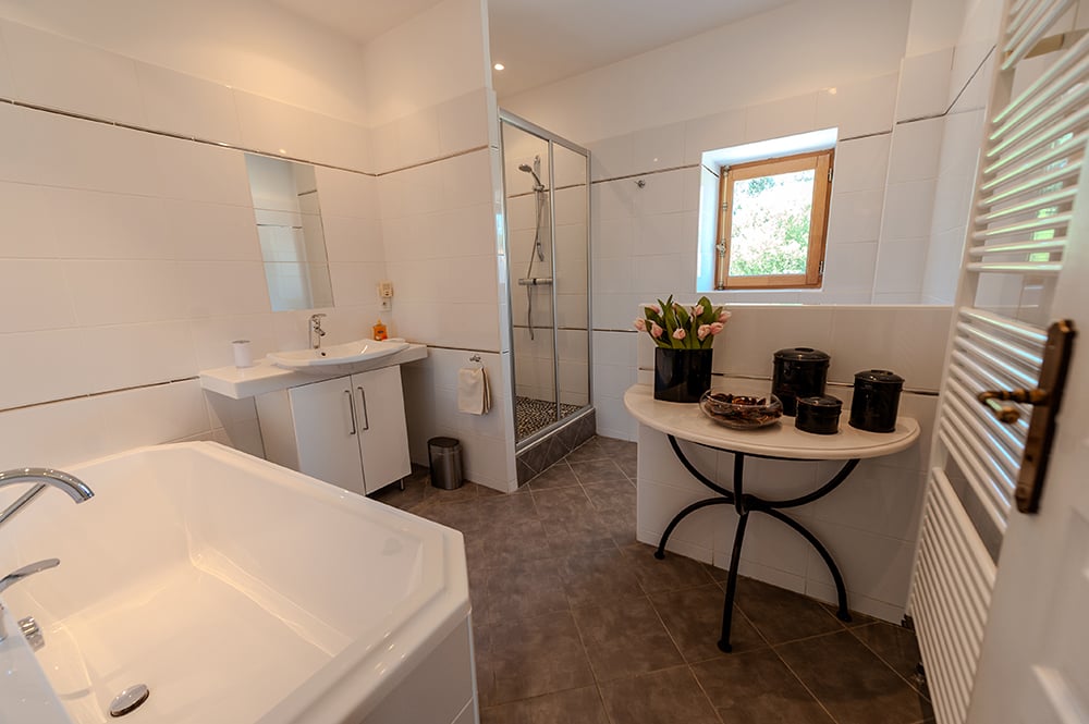 Bathroom | Holiday home in South of France