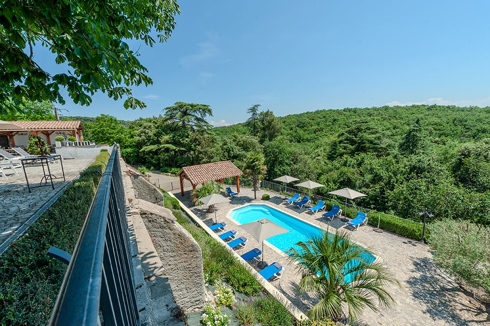 Private pool and terrace