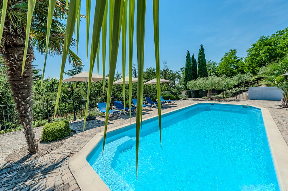 Private pool and terrace