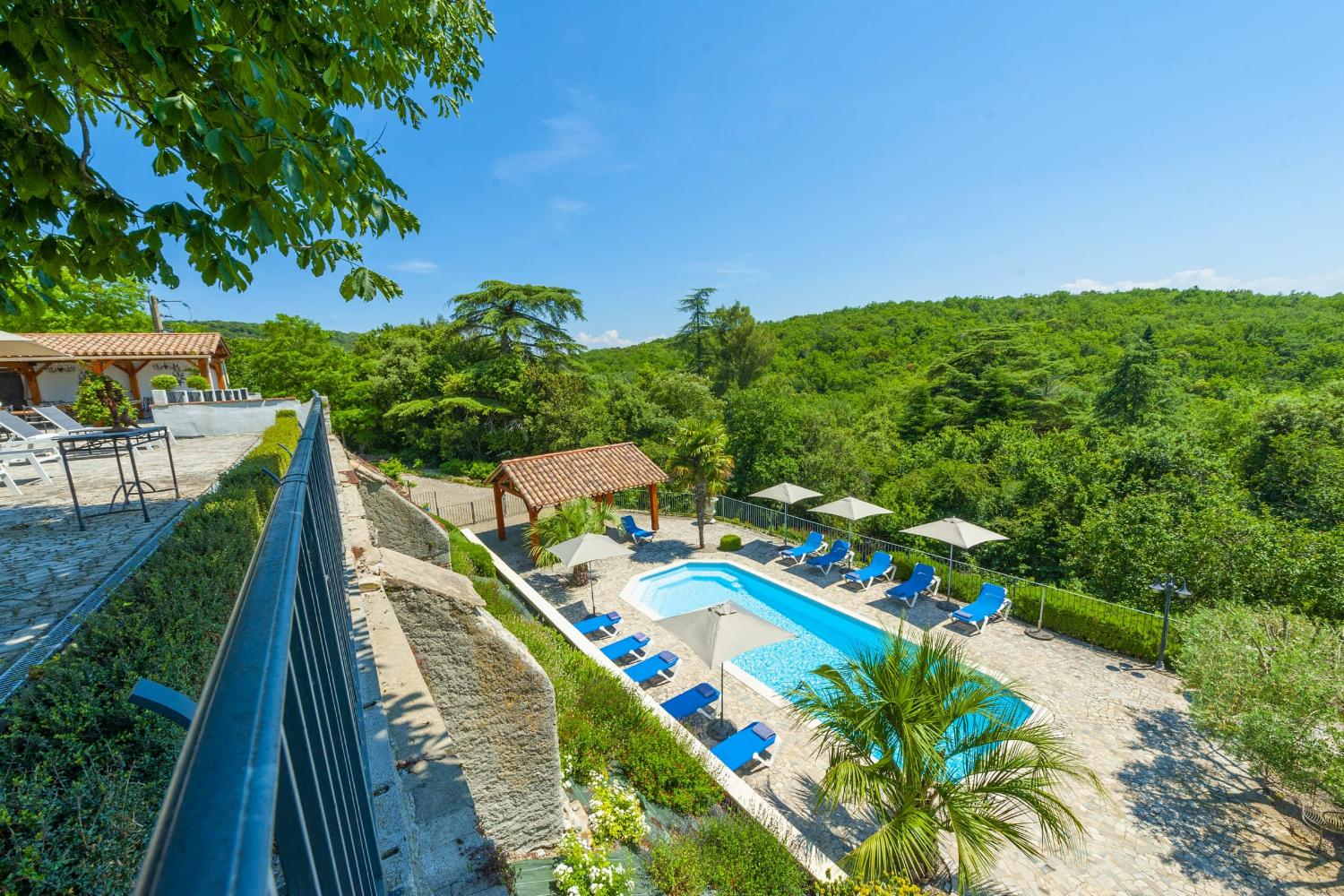 Private pool and terrace