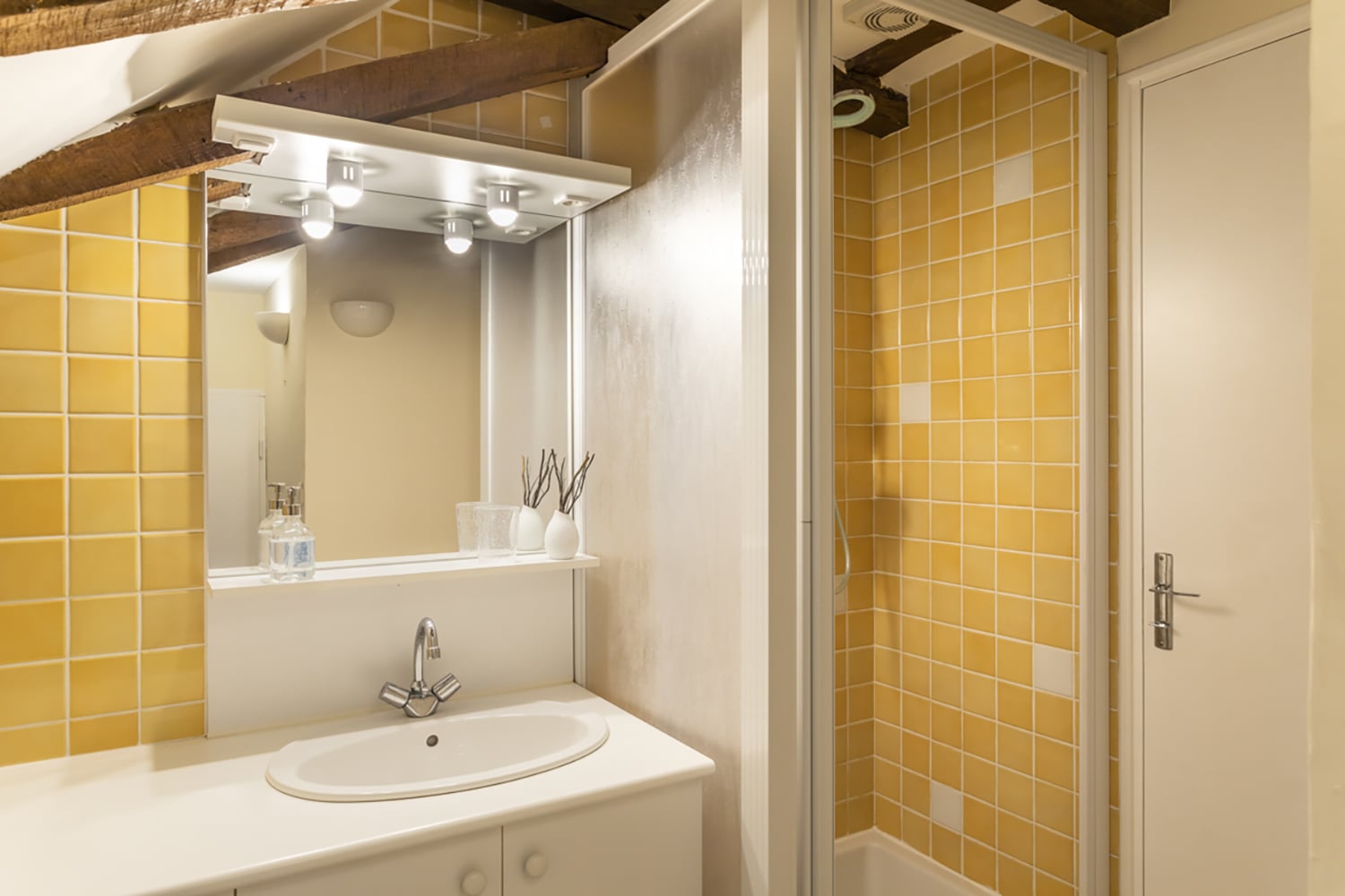 Bathroom | Holiday home in Pays de la Loire Bathroom | Holiday home in Pays de la Loire