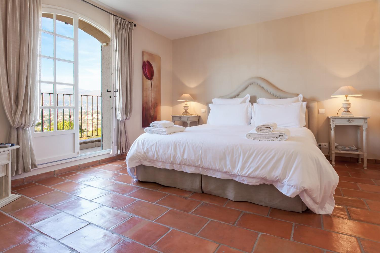 Bedroom | Holiday villa in Provence
