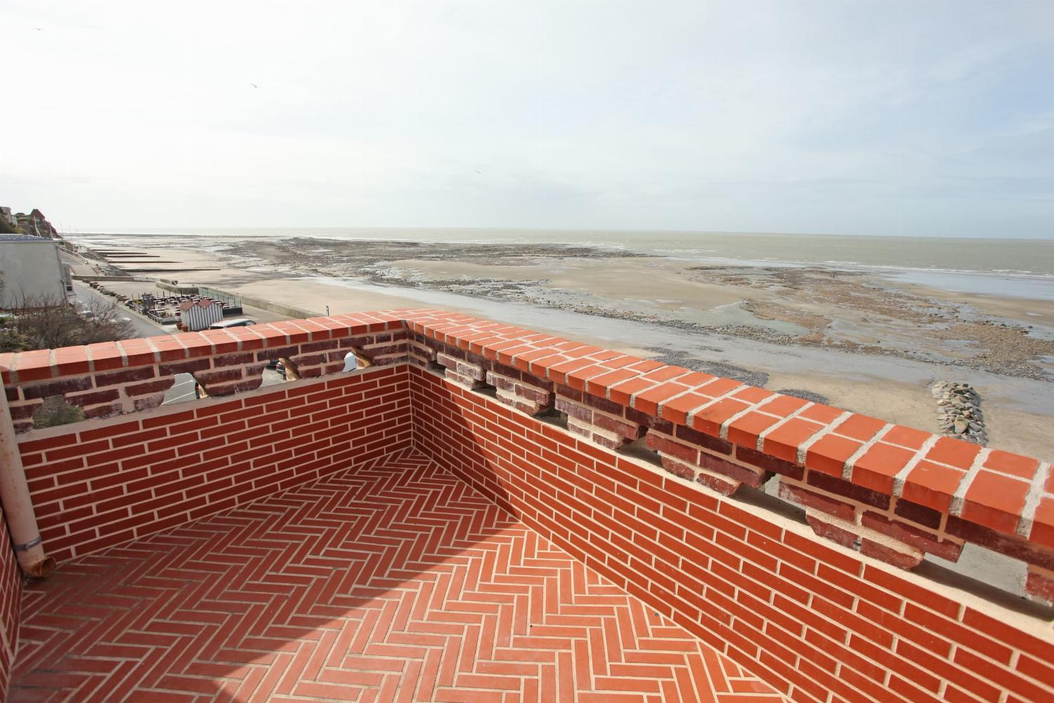 Terrasse du 1er étage avec vue mer | Location maison en Bretagne