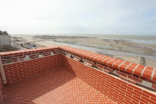 1st floor terrace with sea view | Rental home in Brittany